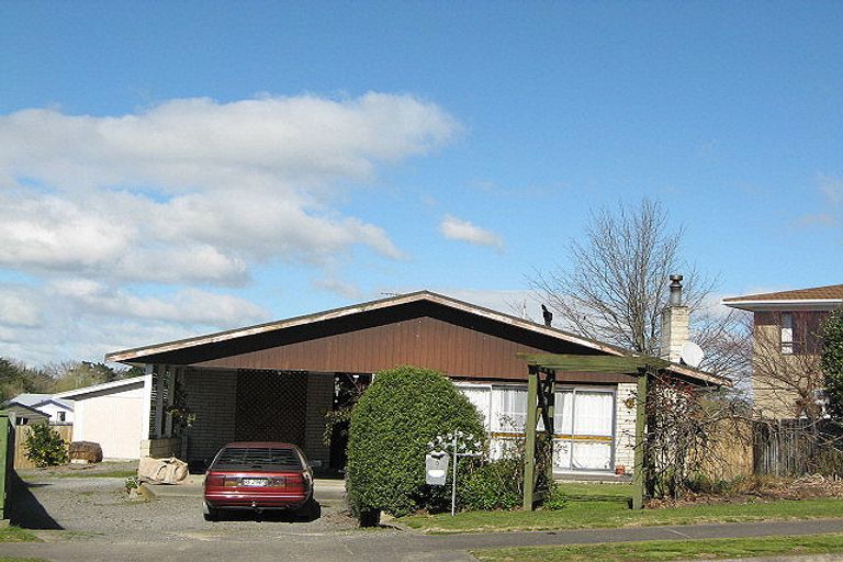 Photo of property in 5 Leeton Drive, Waipukurau, 4200