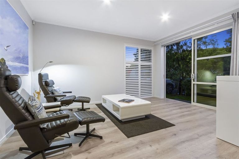 Photo of property in 88 Bomb Point Drive, Hobsonville, Auckland, 0616