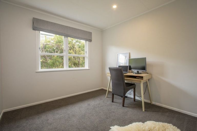 Photo of property in 12 Lenox Grove, Johnsonville, Wellington, 6037