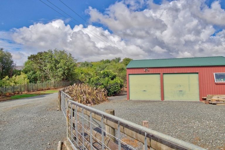 Photo of property in 187 Oaks Road, Portland, Whangarei, 0178