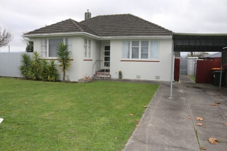 Photo of property in 660 Featherston Street, Roslyn, Palmerston North, 4414