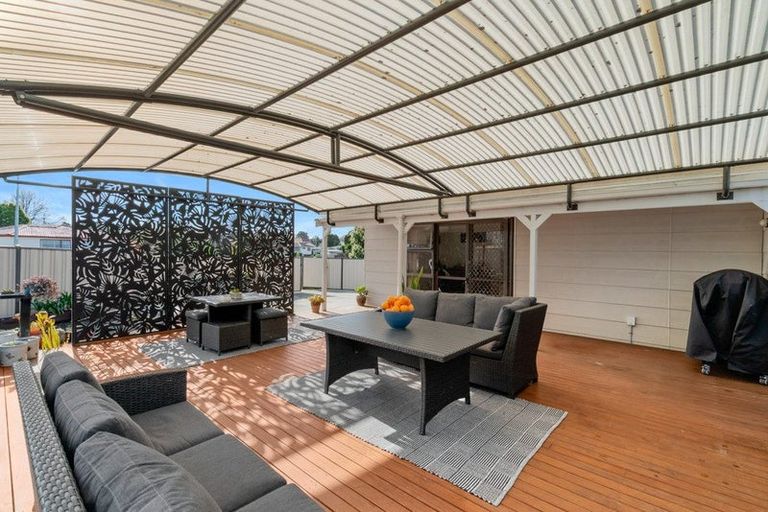 Photo of property in 97 Hyperion Drive, Randwick Park, Auckland, 2105