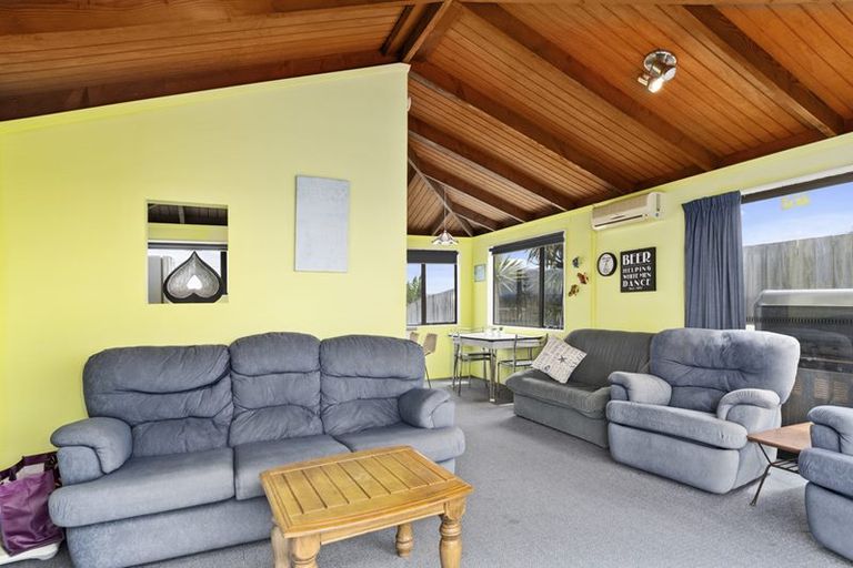 Photo of property in 517 Pukehina Parade, Pukehina, Te Puke, 3189