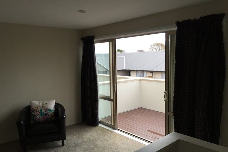 Photo of property in 2/9 Cameron Street, Sydenham, Christchurch, 8023