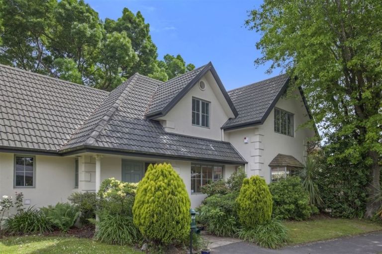 Photo of property in 2c Chislehurst Place, Bryndwr, Christchurch, 8052