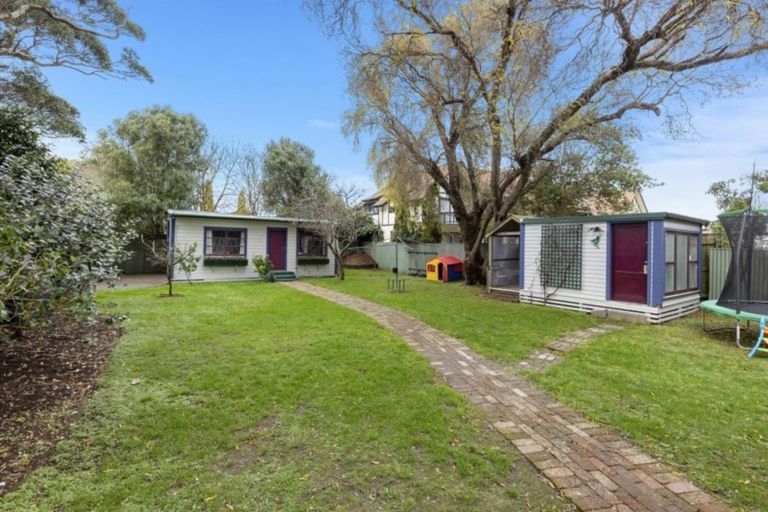 Photo of property in 12 Pharazyn Street, Melling, Lower Hutt, 5010