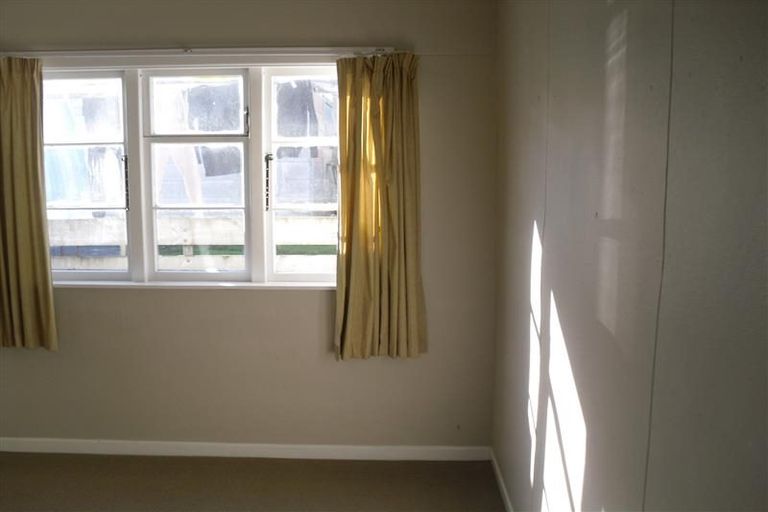 Photo of property in 16 Princess Street, Newtown, Wellington, 6021