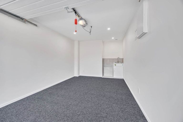Photo of property in 7c Maroubra Place, Botany Downs, Auckland, 2010