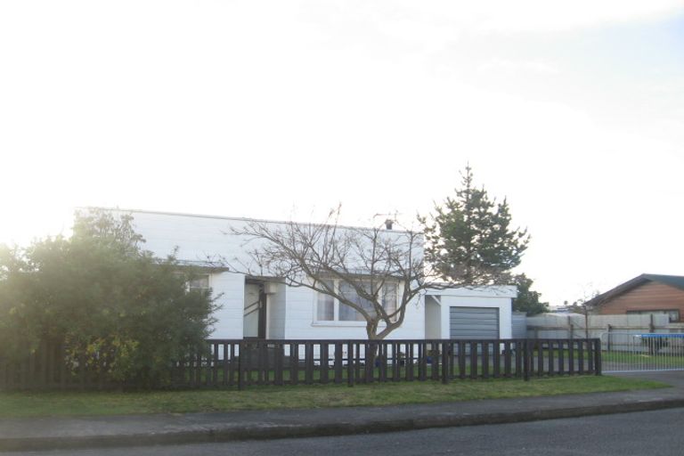 Photo of property in 702 Princes Street, Parkvale, Hastings, 4122