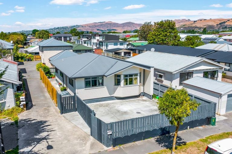 Photo of property in 48 Barbour Street, Waltham, Christchurch, 8011