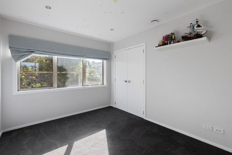 Photo of property in 77a Makara Road, Karori, Wellington, 6012