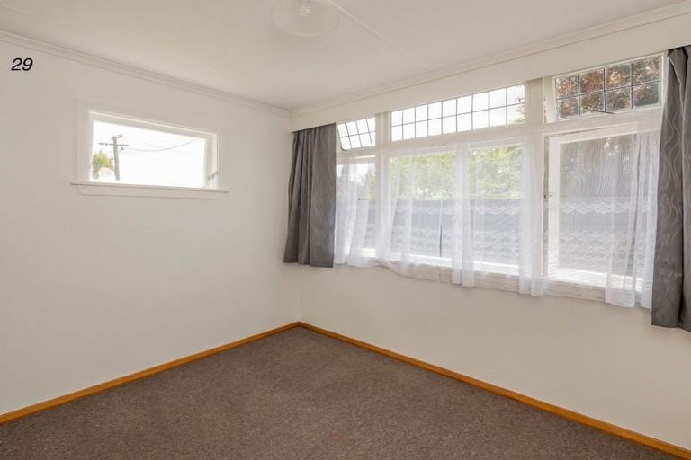 Photo of property in 27 Duke Street, Levin, 5510