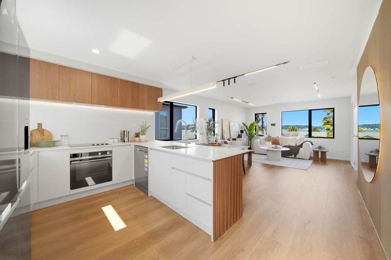Photo of property in 33 Scott Road, Hobsonville, Auckland, 0616