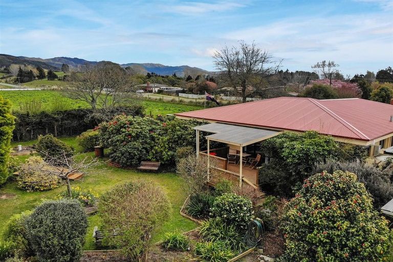 Photo of property in 81 Point Bush Road, Waimate, 7979