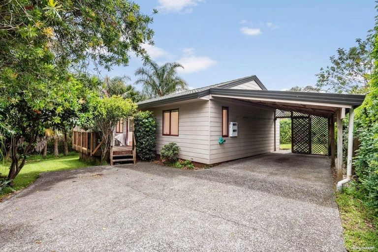 Photo of property in 18 Triangle Road, Massey, Auckland, 0614