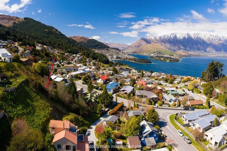 Photo of property in 14 Greenstone Place, Fernhill, Queenstown, 9300