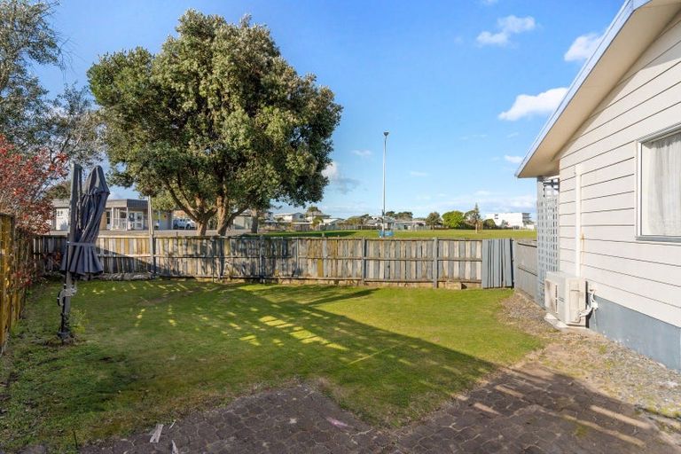 Photo of property in 304 Dickson Road, Papamoa Beach, Papamoa, 3118