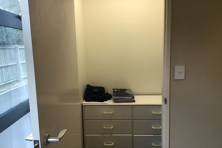 Photo of property in 17b Burdale Street, Riccarton, Christchurch, 8011