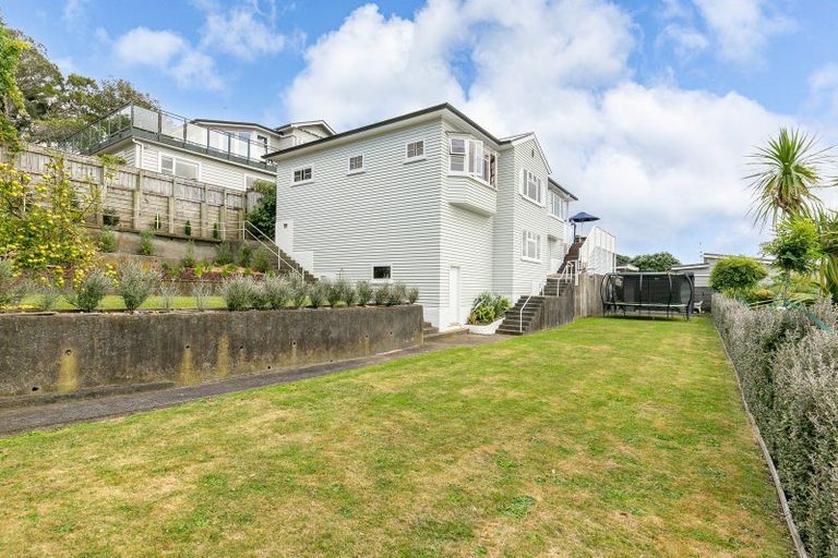 Photo of property in 25 Waikato Street, Island Bay, Wellington, 6023