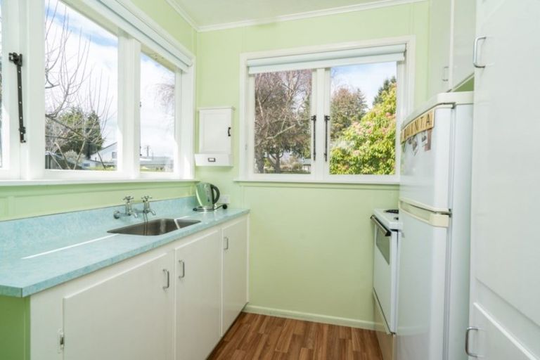Photo of property in 18 Charles Crescent, Rainbow Point, Taupo, 3330