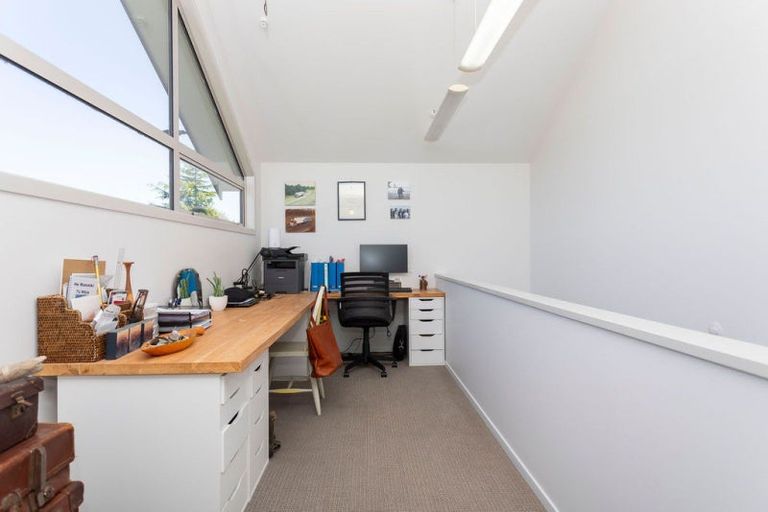 Photo of property in 239 Adelaide Road, Dannevirke, 4930