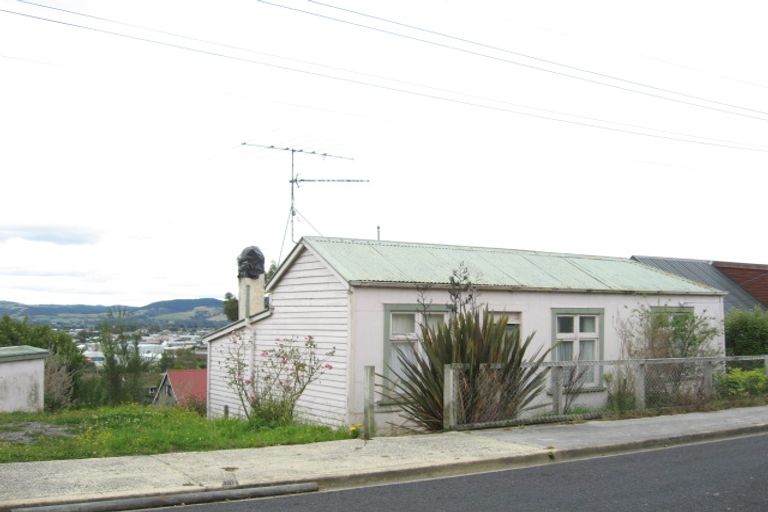 Photo of property in 23 Tweed Street, Kinmont Park, Mosgiel, 9024