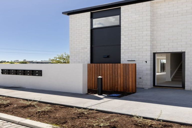 Photo of property in 1/1460 Cameron Road, Greerton, Tauranga, 3112
