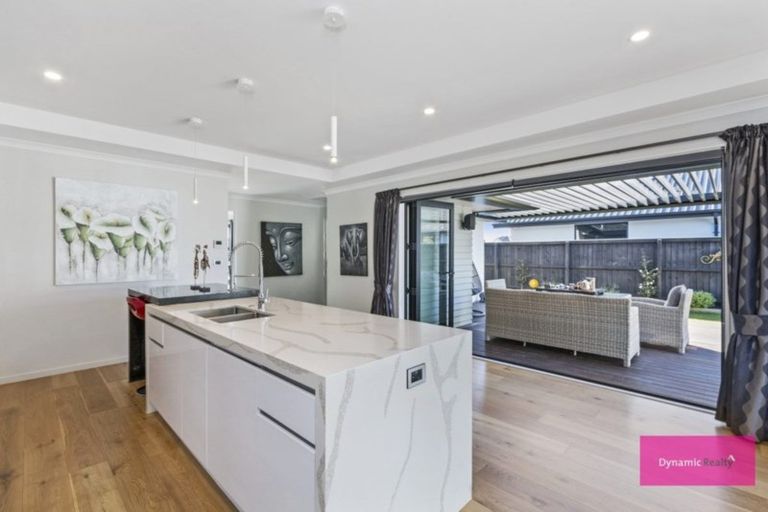 Photo of property in 10 Bronco Drive, Aidanfield, Christchurch, 8025