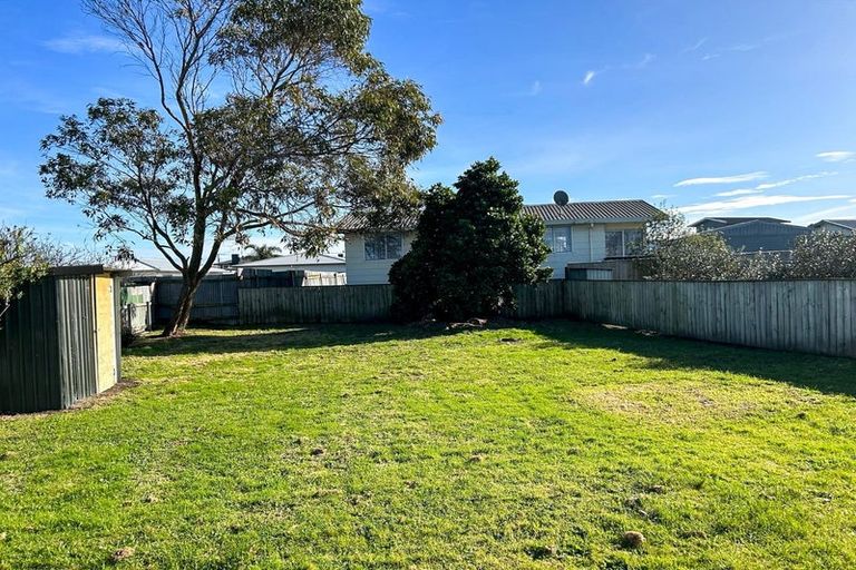 Photo of property in 5 Raupo Street, Castlecliff, Whanganui, 4501