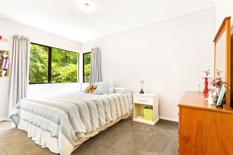 Photo of property in 43c Taioma Crescent, Te Atatu Peninsula, Auckland, 0610