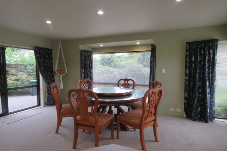 Photo of property in 4 Parkham Drive, Burnside, Christchurch, 8053