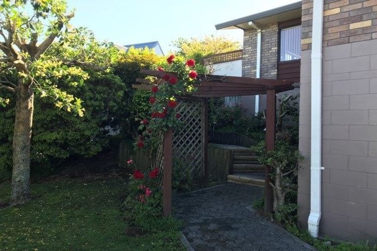 Photo of property in 23 Cumberland Crescent, Welcome Bay, Tauranga, 3112