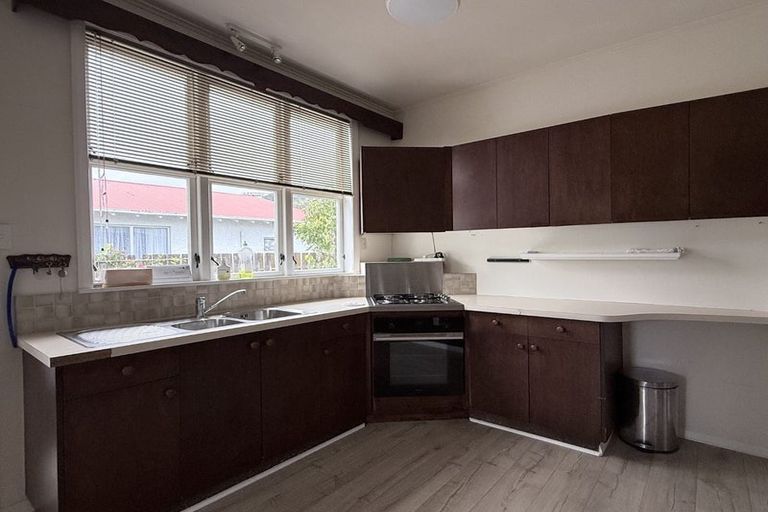 Photo of property in 6 Valentine Street, Alicetown, Lower Hutt, 5010