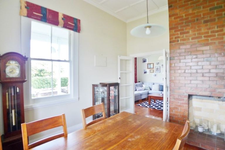 Photo of property in 24 Graham Avenue, Te Atatu Peninsula, Auckland, 0610