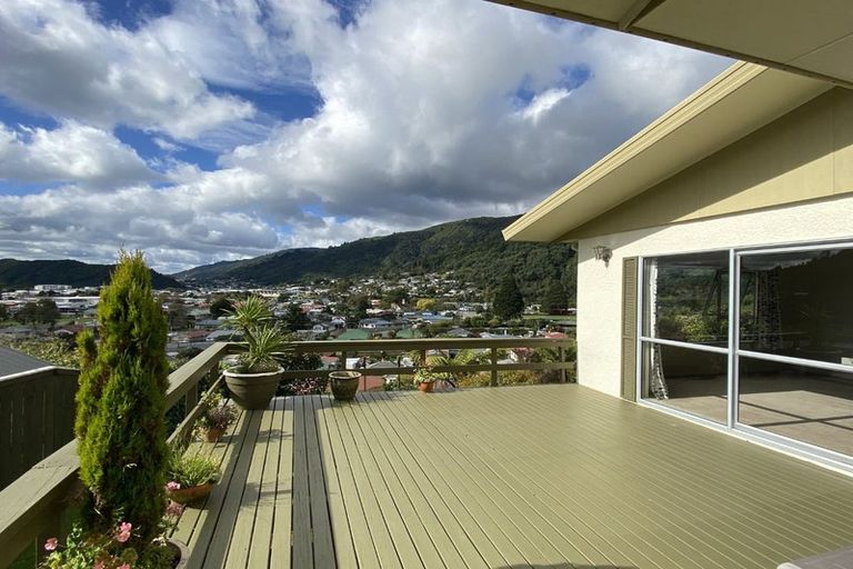 Photo of property in 12 Dorset Street, Picton, 7220