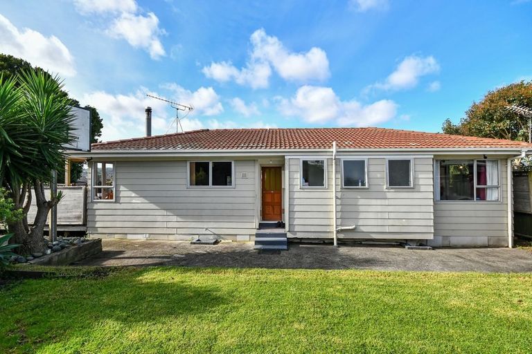 Photo of property in 35 Boundary Road, Opaheke, Papakura, 2113