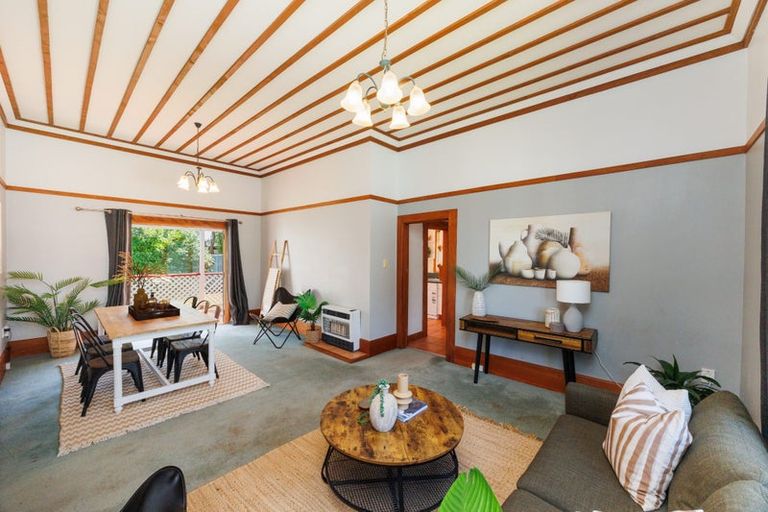 Photo of property in 3 Carow Street, Palmerston North, 4410