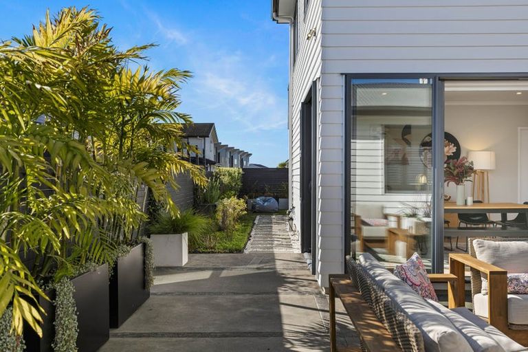 Photo of property in 9 Barque Rise, Long Bay, Auckland, 0630