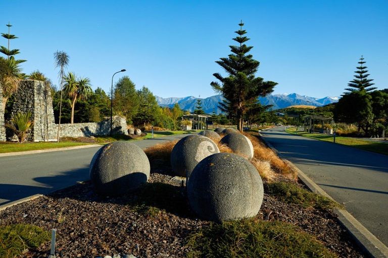 Photo of property in 11 Ingles Drive, Kaikoura Flat, Kaikoura, 7371