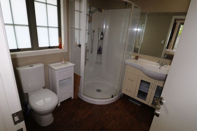 Photo of property in 1 Tarn Close, Pyes Pa, Tauranga, 3112