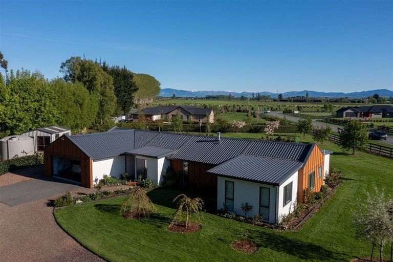 Photo of property in 6 Hallfield Drive, Ohoka, Kaiapoi, 7692