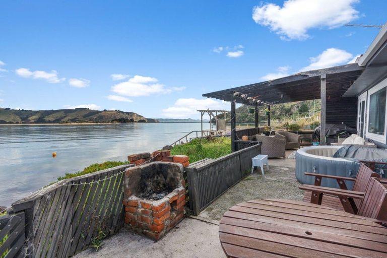 Photo of property in 940 Harington Point Road, Harington Point, Dunedin, 9077