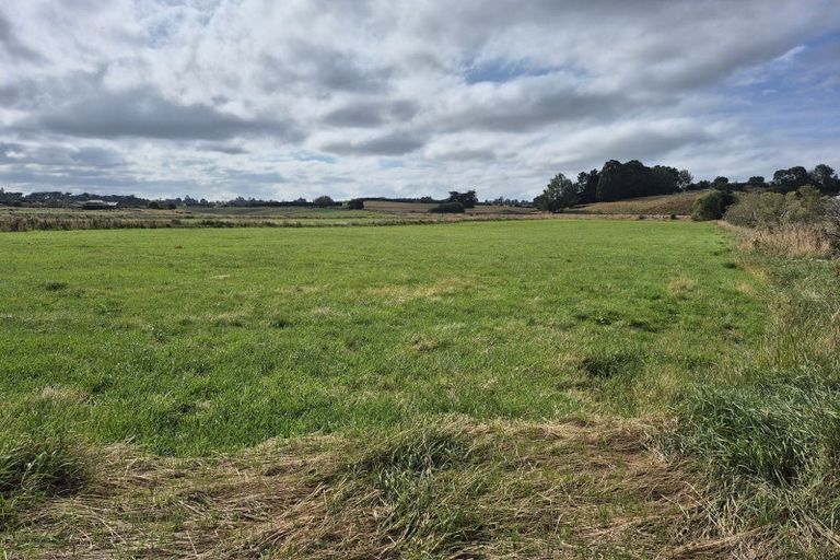 Photo of property in 223 Kaitangata Highway, Stirling, 9231