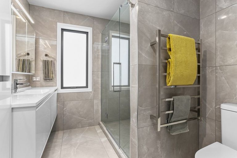 Photo of property in 9 Whakata Lane, Mairangi Bay, Auckland, 0630