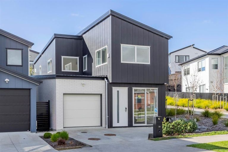 Photo of property in 19 Kapehu Road, Silverdale, 0932