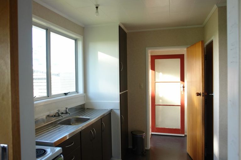 Photo of property in 33 Gloucester Street, Patea, 4520