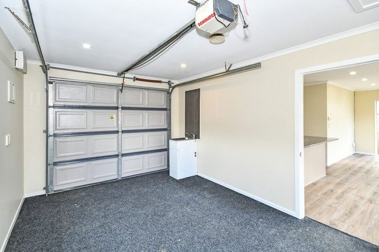 Photo of property in 1/36a Kenderdine Road, Papatoetoe, Auckland, 2025