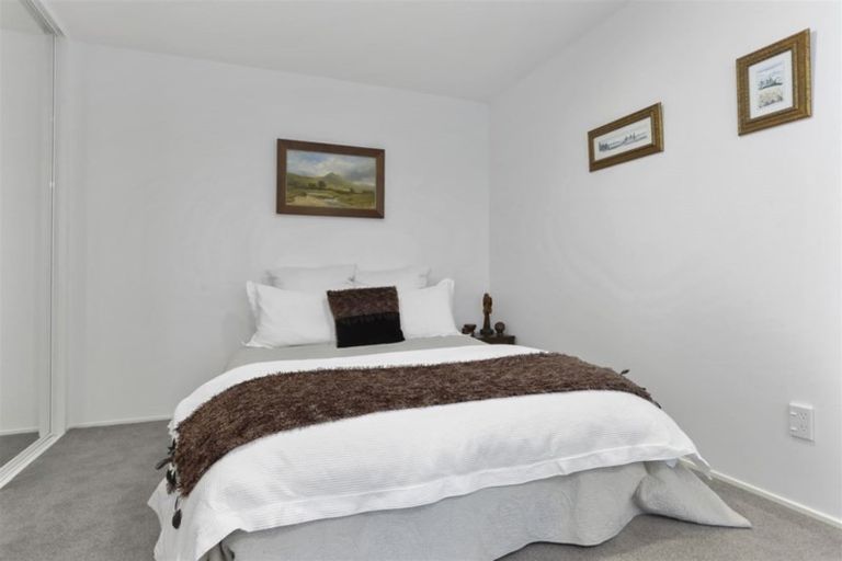 Photo of property in 3e/175 Hurstmere Road, Takapuna, Auckland, 0622