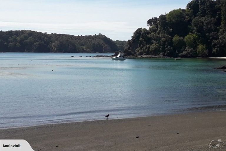 Photo of property in 32 Pacific Bay Road, Tutukaka, Whangarei, 0173