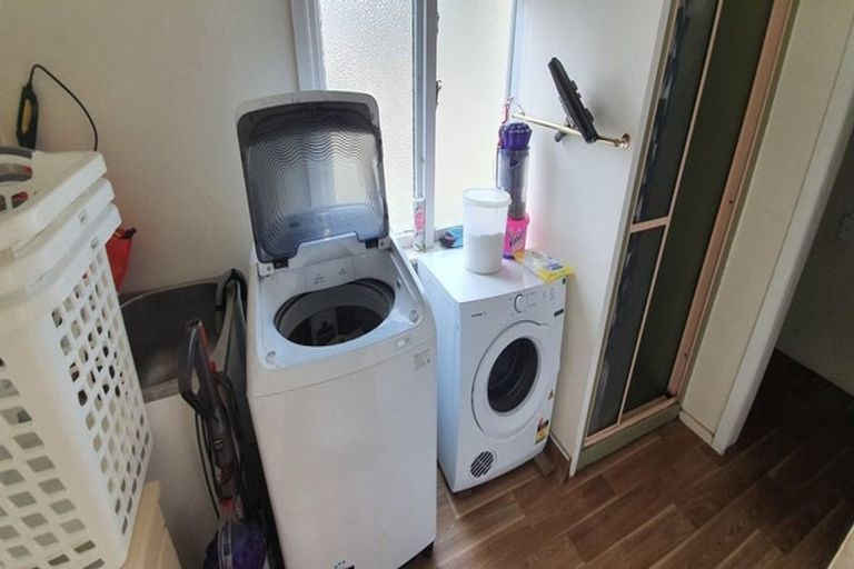 Photo of property in 77 Tilford Street, Woolston, Christchurch, 8062